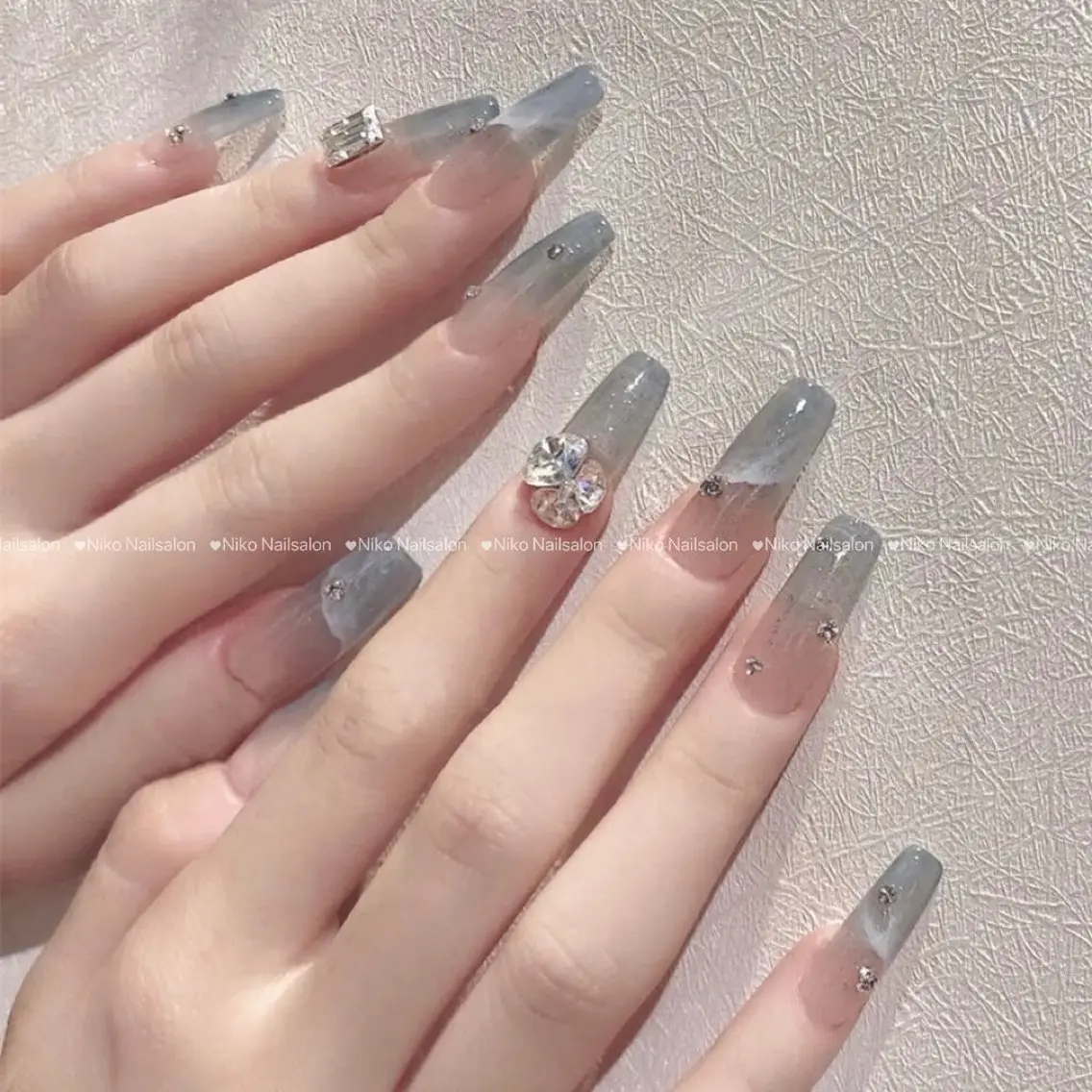 ネイル チークネイル 長さ出し フットネイル フレンチネイル ジェルネイル Niko Nail salon 銀座本店のネイルデザイン