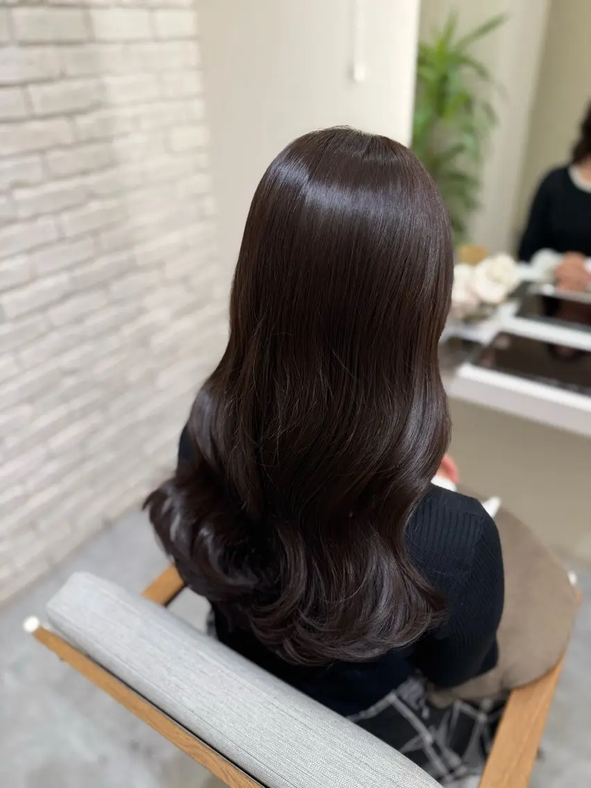 セミロング カット ヘアカラー トリートメント 髪質改善&艶感カラー 🪄岡井美結のヘアスタイル