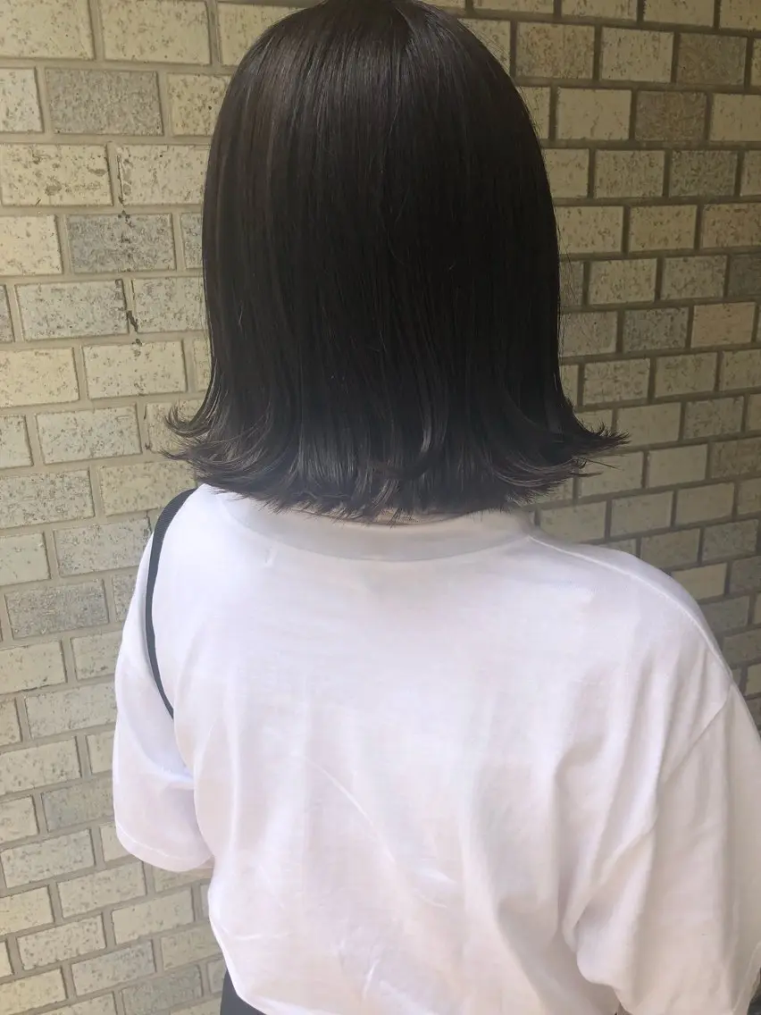 ミディアム カット ヘアカラー トリートメント AYAKA 下北沢suuのヘアスタイル