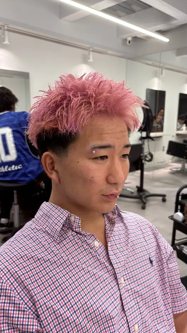 ショート カラー メンズ メンズブリーチ ブリーチ ピンクカラー カット ヘアカラー 高橋 周のヘアスタイル