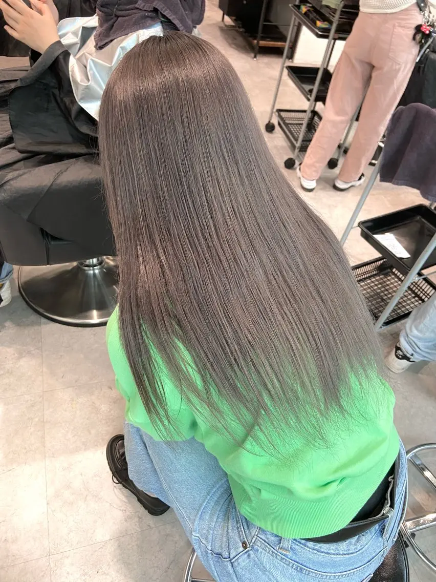 ロング カラー ヘアアレンジ トレンドモテカラー 🩷色落ちまで可愛くのヘアスタイル