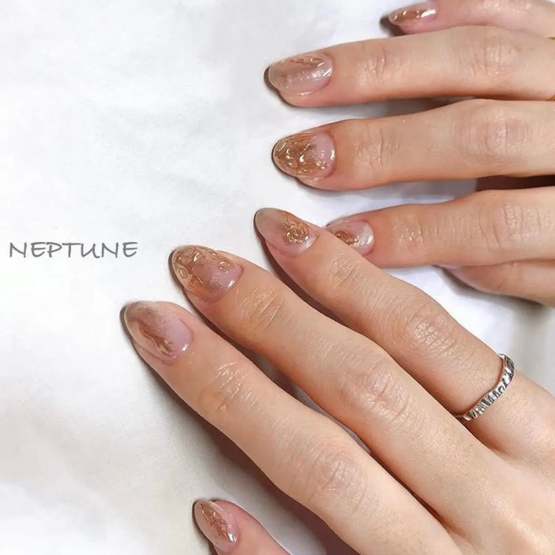 ネイル ジェルネイル パラジェル NEPTUNE 自由が丘店のマツエク・マツパデザイン