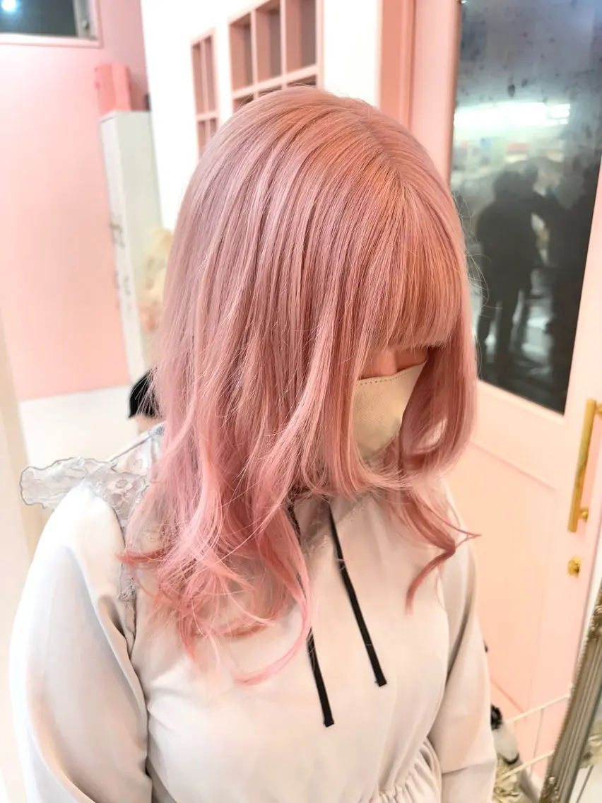 ミディアム カラー ブリーチ カット ヘアカラー トリートメント 韓国ヘア🎀マイカ｜ 新大久保のヘアスタイル