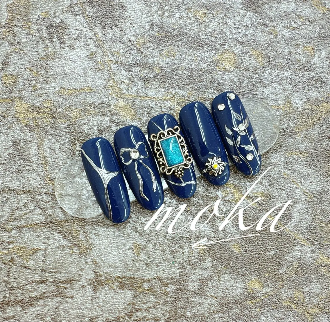 ネイル ハンドネイル ハンドケア 胡蝶蘭レディースサロ ンNailMOKAのネイルデザイン