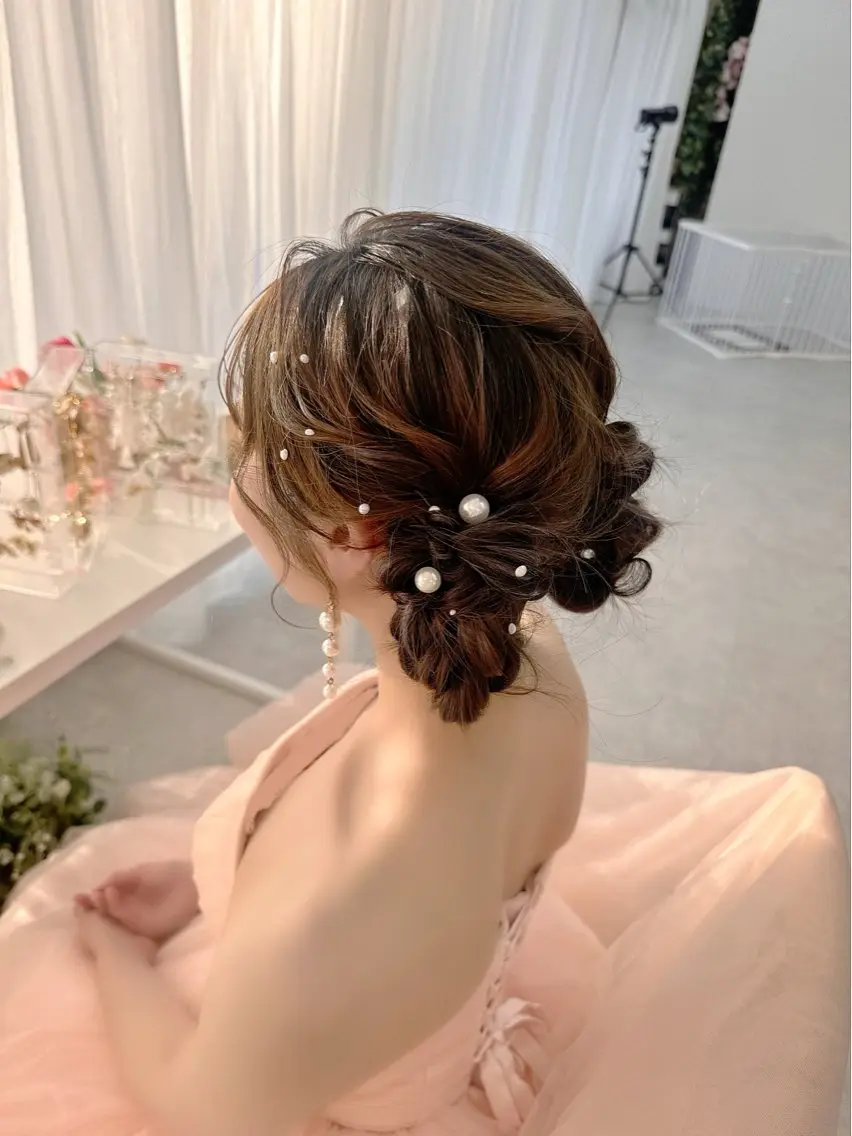 ヘアアレンジ ヘアセット ヘアセットメイク専門 ダーリンダーウィンのヘアスタイル
