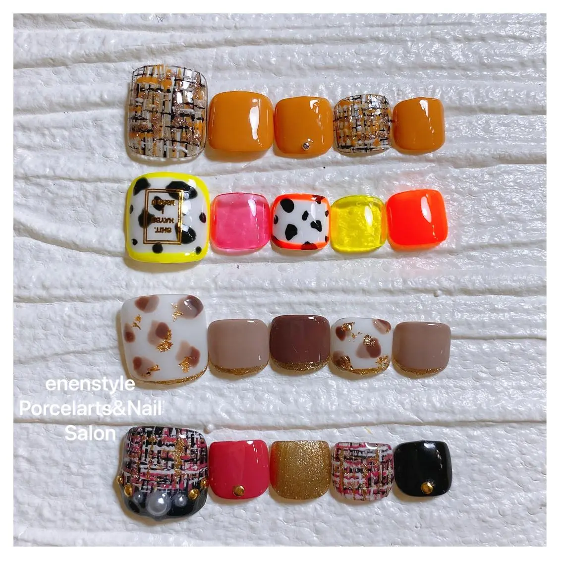 ミディアム ネイル ハンドネイル フットネイル 🐾enen style 🐾のネイルデザイン
