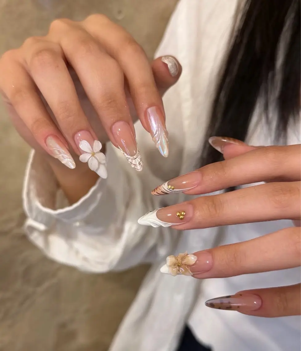 ネイル ハンドネイル Luna Gladeのネイルデザイン