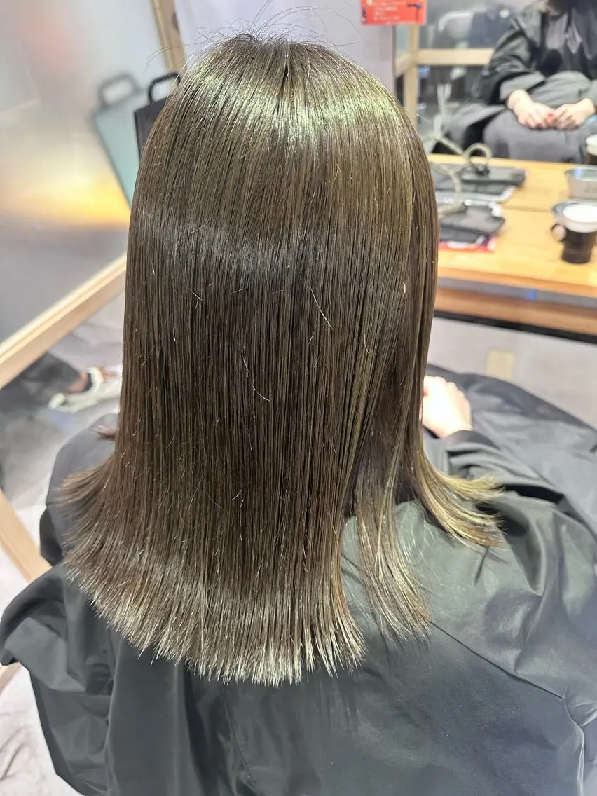 セミロング カラー カット ヘアカラー トリートメント ✨シルクストレート✨ 美髪髪質改善Yukiのヘアスタイル
