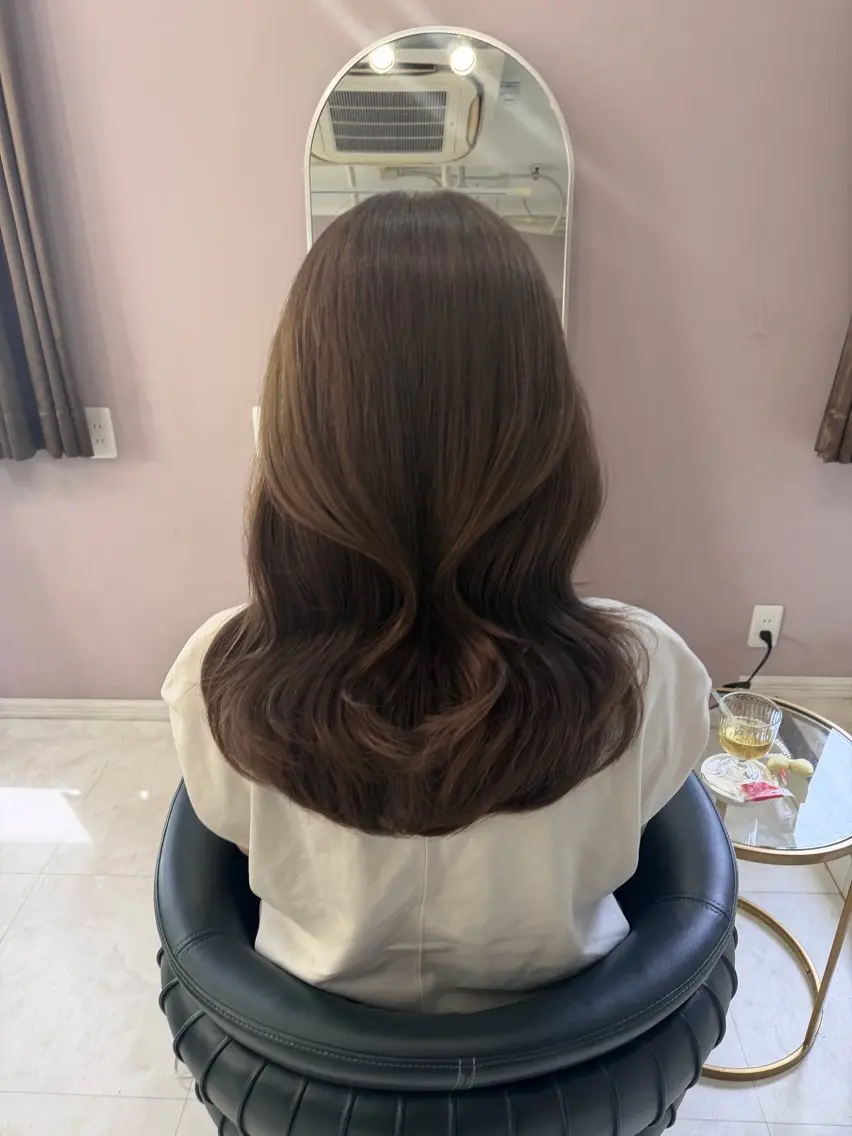 カラー ヘアカラー che'rie MIKUのヘアスタイル