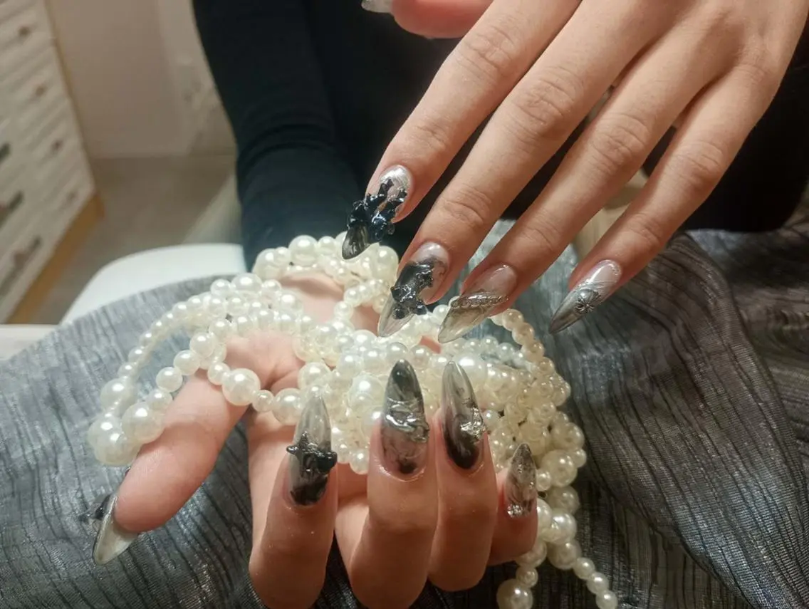 ネイル 長さ出し フットネイル フレンチネイル ジェルネイル ガーリー ハンドネイル ハンドケア The Nail💗 PIPIのネイルデザイン