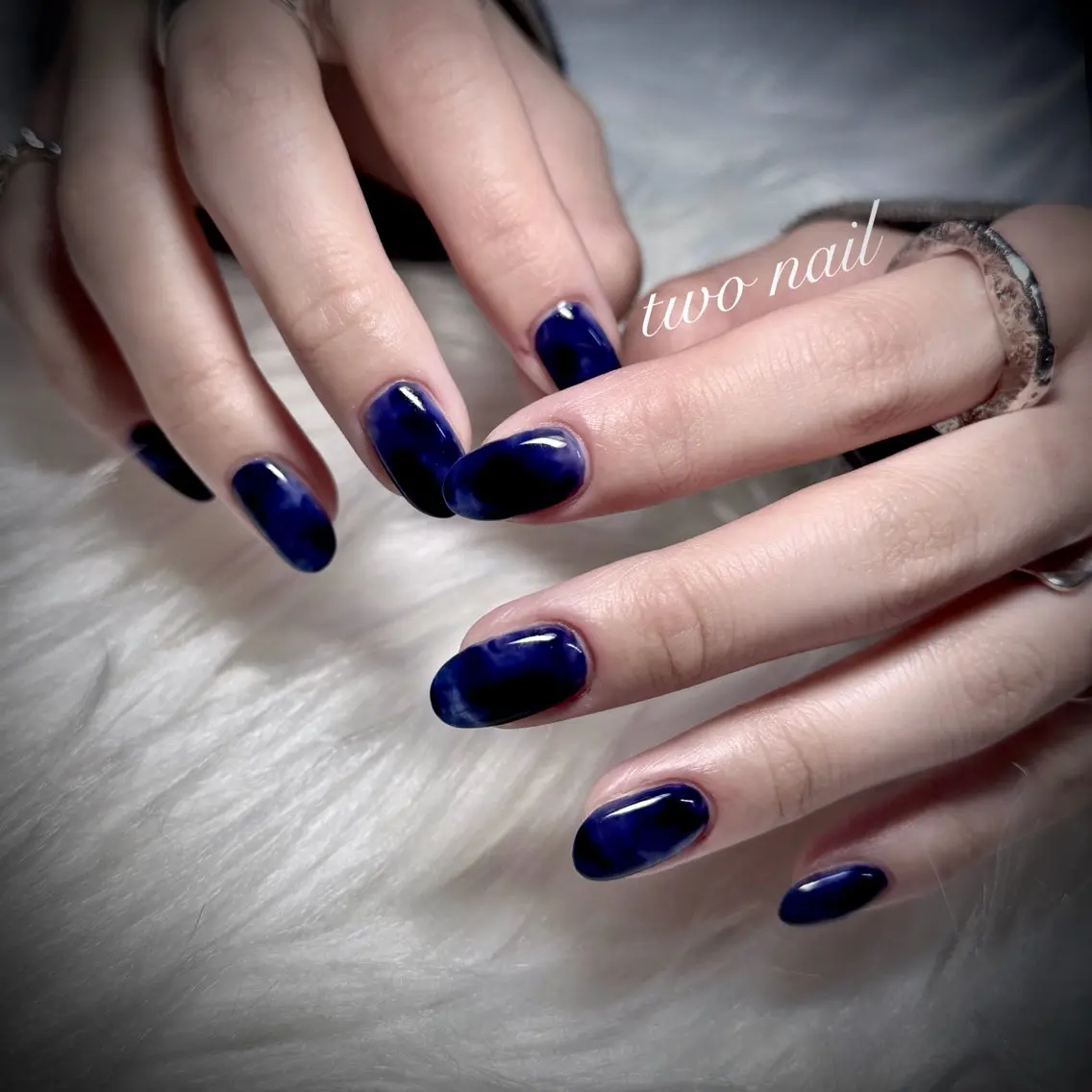 ネイル ネイルチップ ホワイト ハンドネイル two nailのネイルデザイン