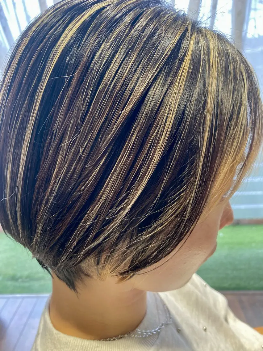 ショート カラー ハイライトカラー ハイライト ショートヘア カット ヘアカラー 遠山 祐樹のヘアスタイル