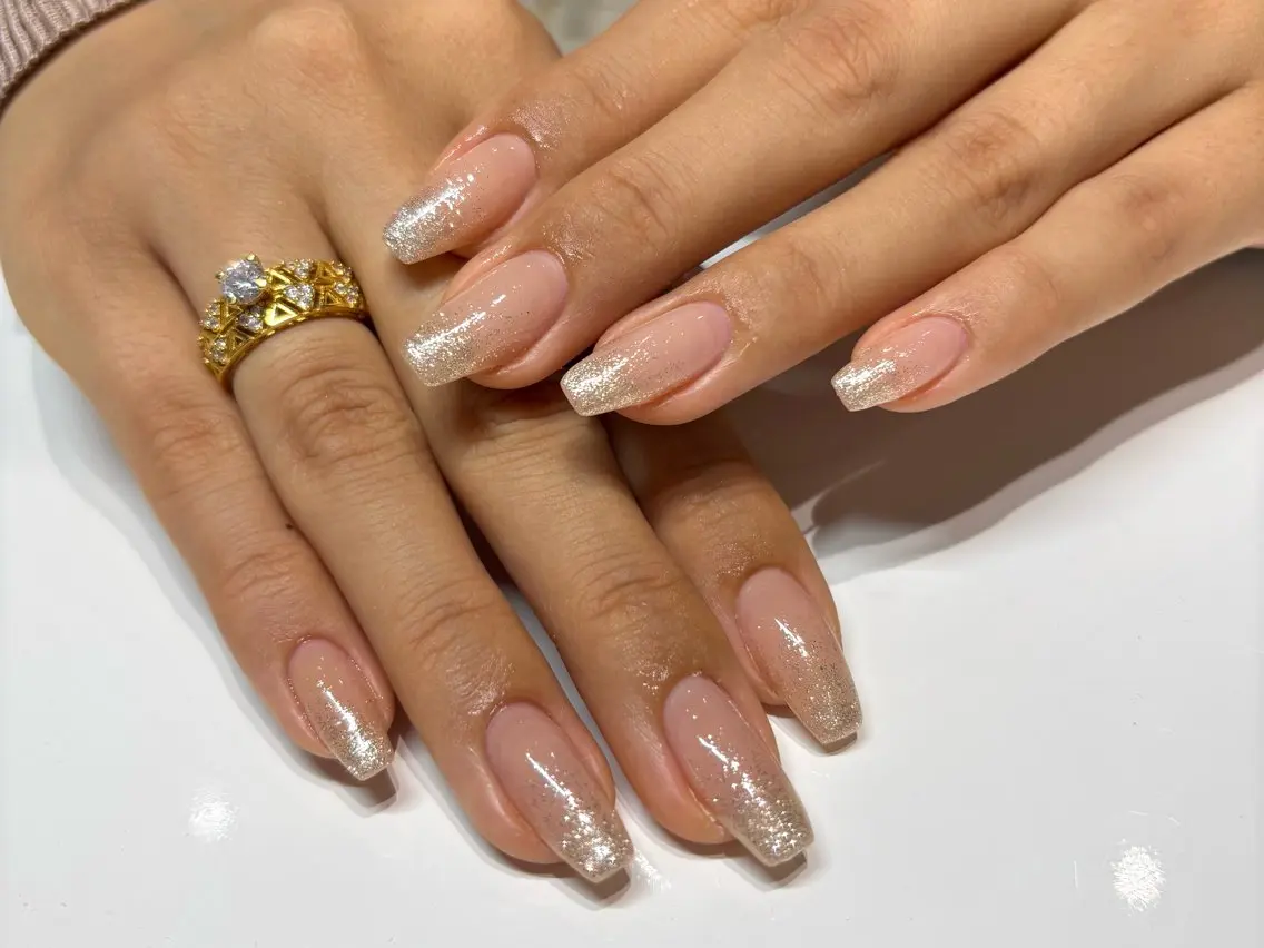 ネイル グラデーション ラメ(グリッター) ラメグラデーション Nailsalon Puttiのネイルデザイン