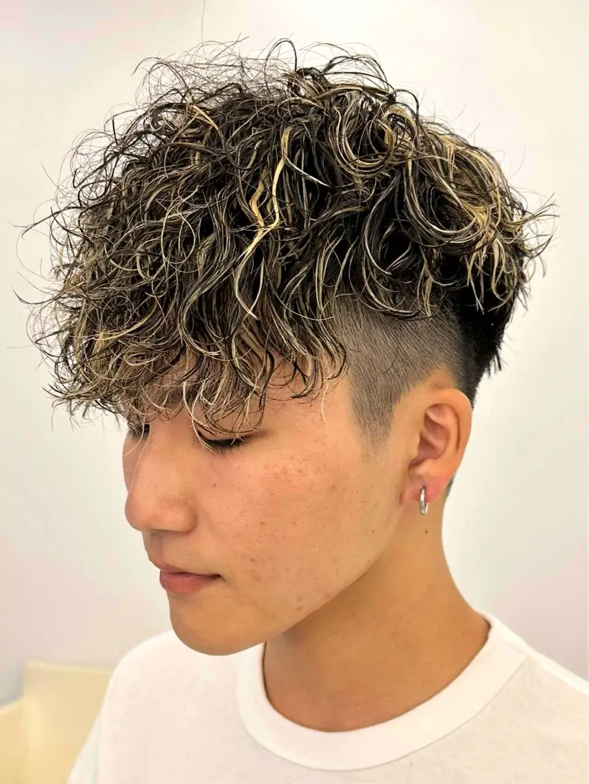 ショート カラー パーマ メンズ Vir by browのヘアスタイル