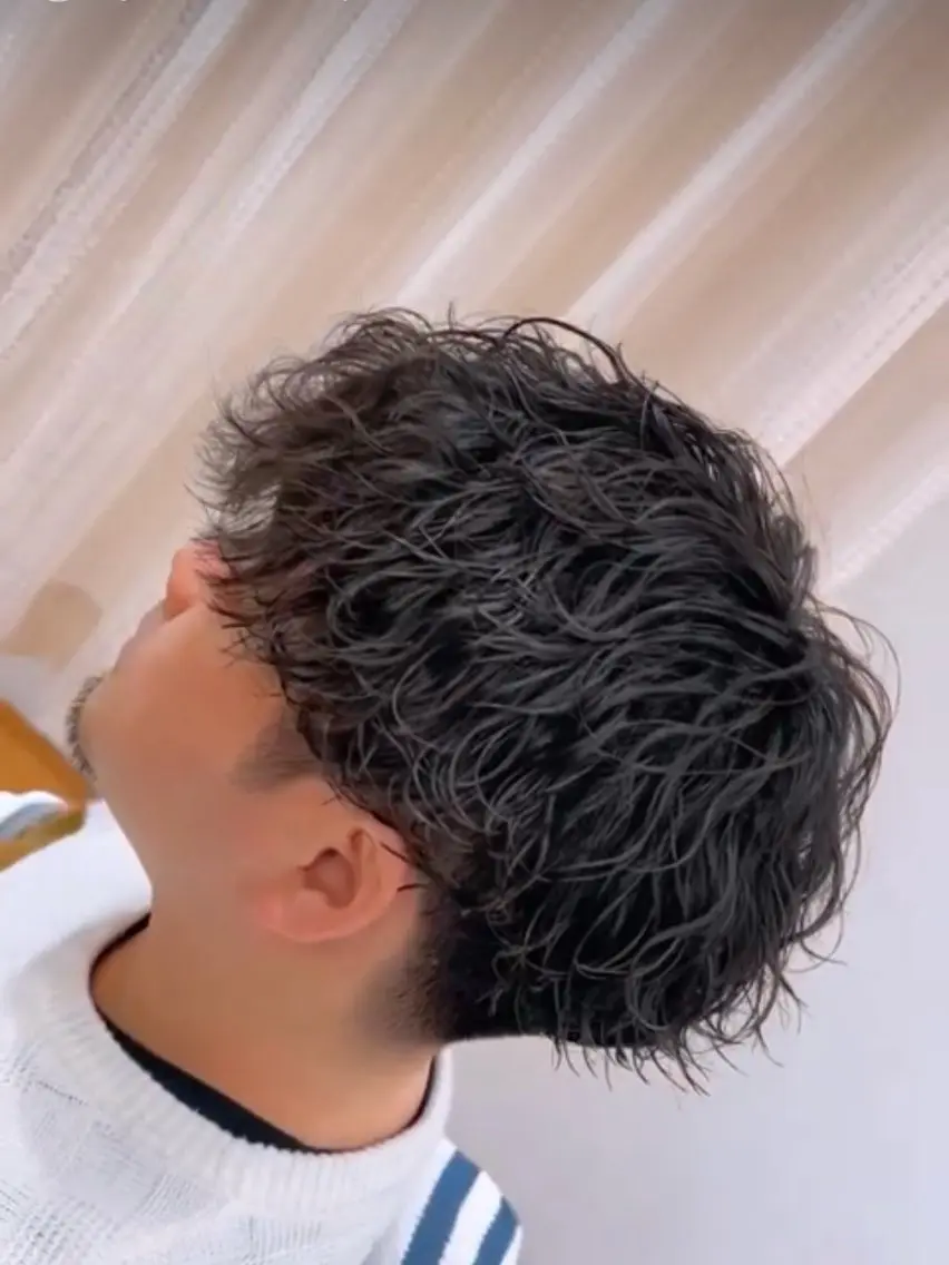 ショート パーマ メンズ 【木場✂️理容室】 メンズ清潔感カットのヘアスタイル