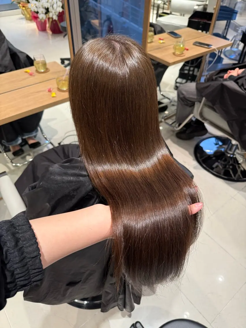 【💕ご新規様限定💕】顔周りカット➕ブリーチなしダブルカラー✨潤いトリートメントサービス❣️✨の写真