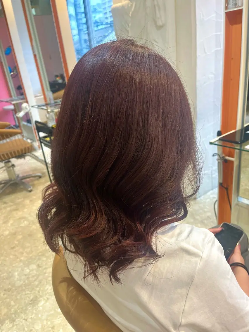 セミロング カラー カット ヘアカラー トリートメント うしだ かおるのヘアスタイル