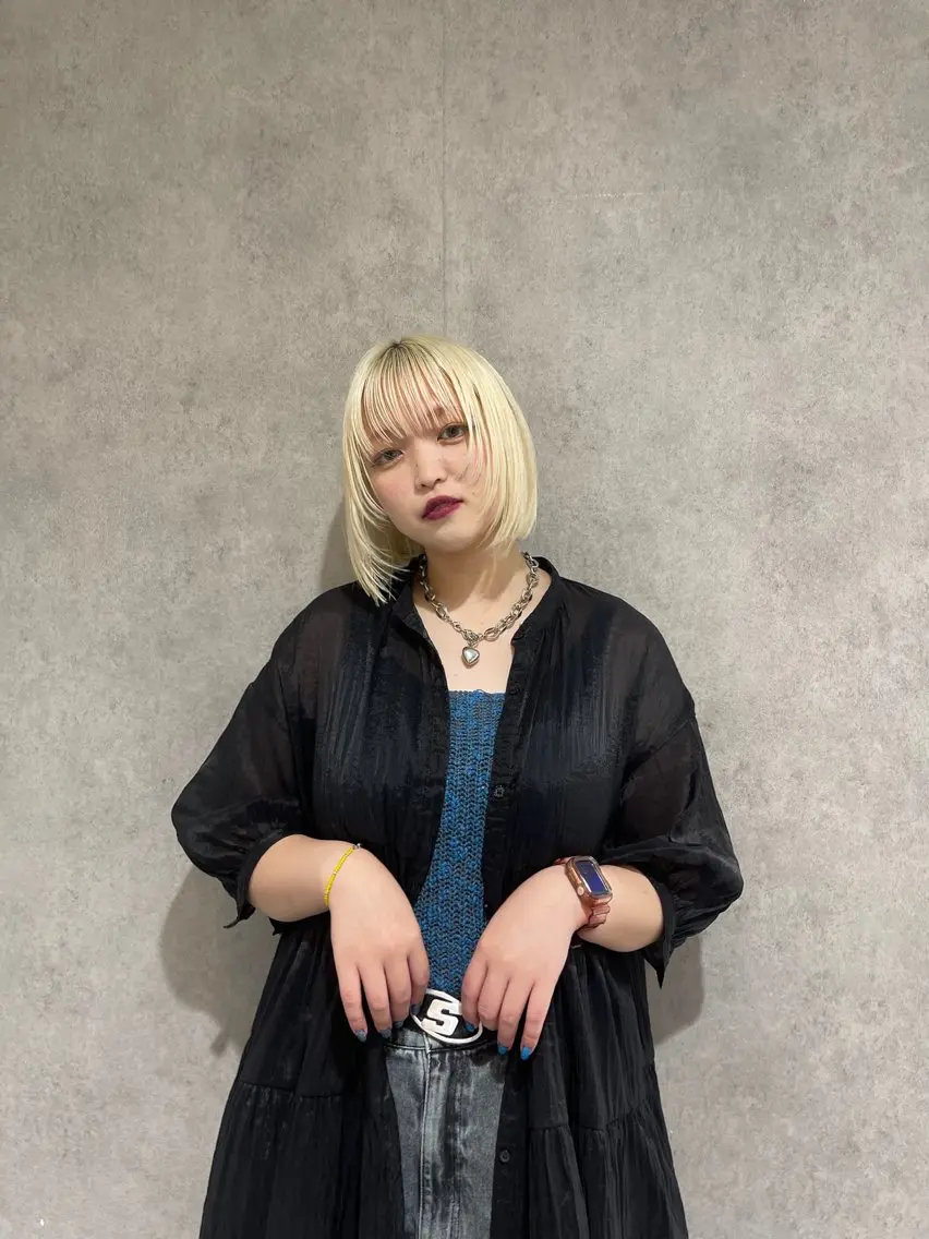 ショート はなざわ めいのヘアスタイル
