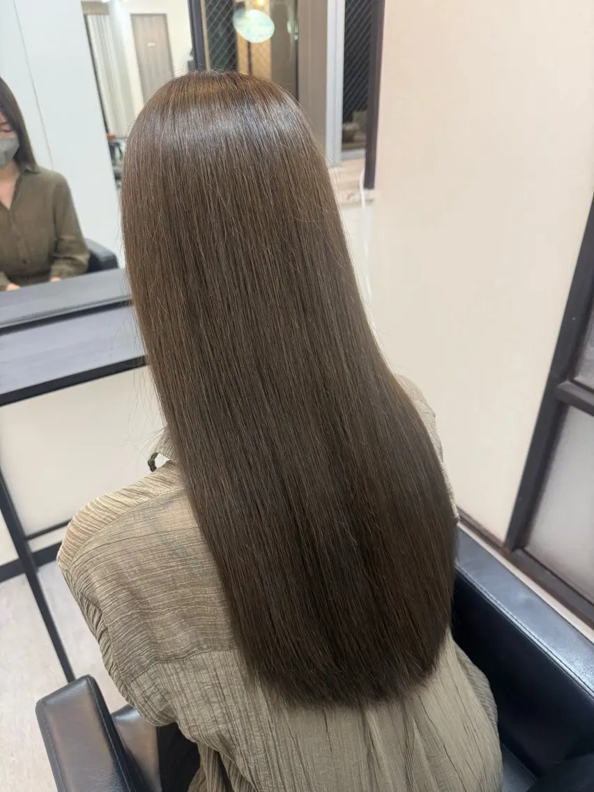 ロング カラー アッシュ ブラウンカラー ヘアカラー 𝐀𝐬𝐮𝐤𝐚 🐰ྀི🫧のヘアスタイル