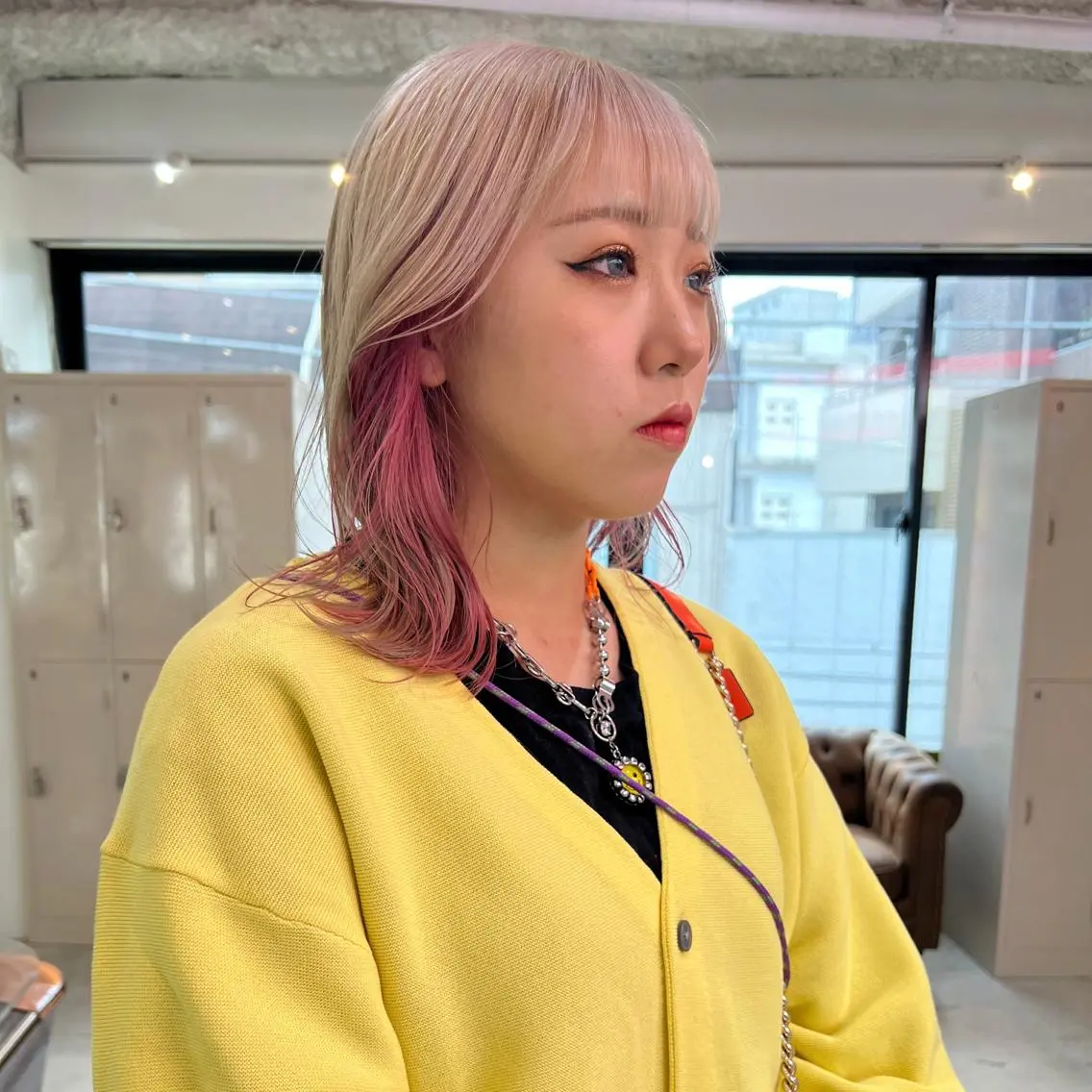 ミディアム カラー パーマ ヘアアレンジ メンズ キッズ ネイル マツエク・マツパ アイブロウ 🧨ブリーチー×ボブ レイヤー💎じゅえるのヘアスタイル