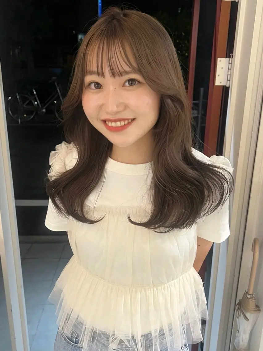 セミロング カラー ベージュカラー オリーブベージュ カット ヘアカラー トリートメント kanami/ 中崎町美容室のヘアスタイル