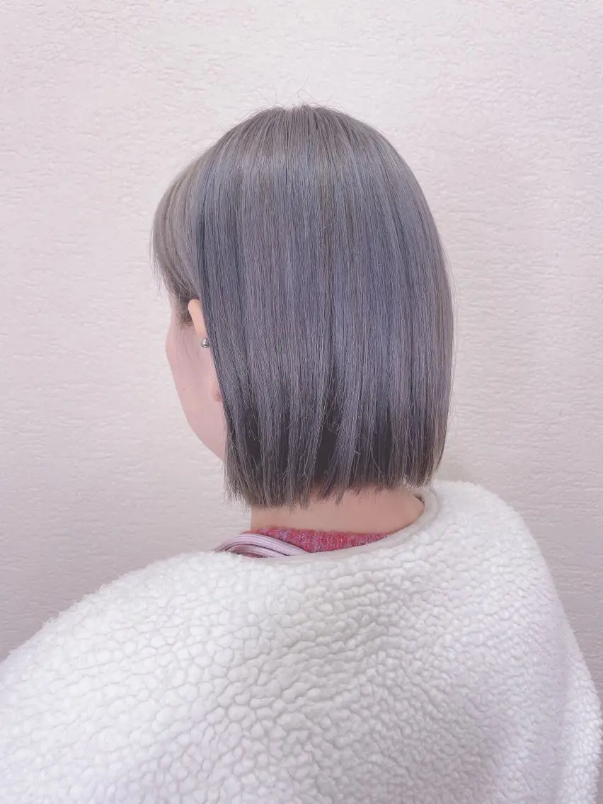 セミロング カラー グレージュ シルバー シルバーグレージュ カット ヘアカラー トリートメント ❣️モードケイズ塚口 和田一将のヘアスタイル