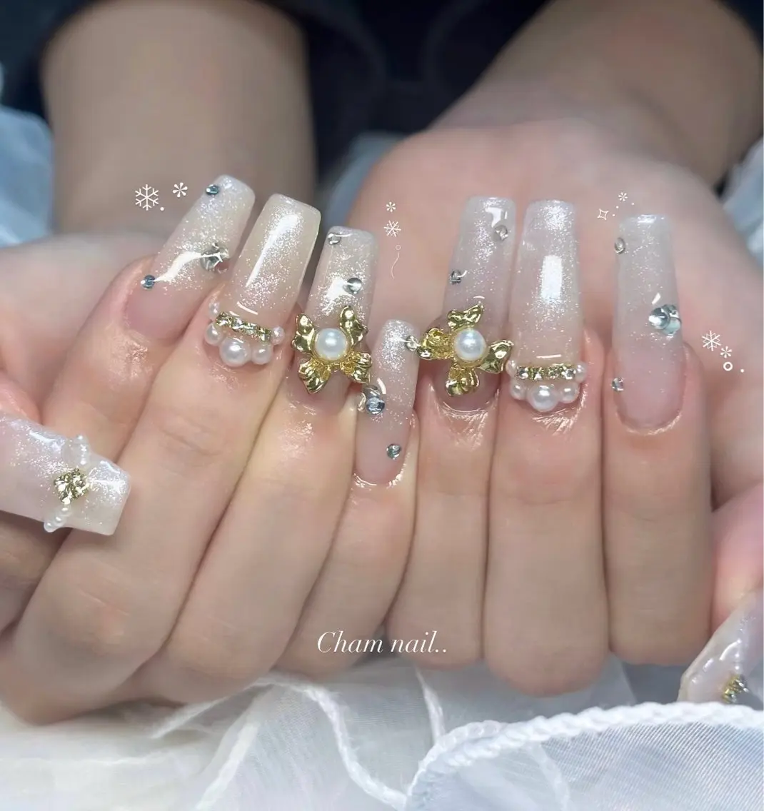 ネイル ゴールド ハンドネイル Cham Haruneのネイルデザイン