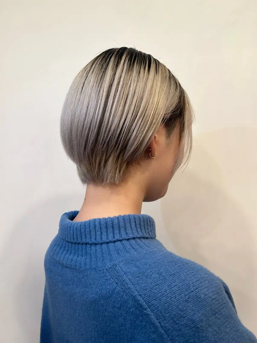 ショート カラー ヘアカラー Ida Akaneのヘアスタイル