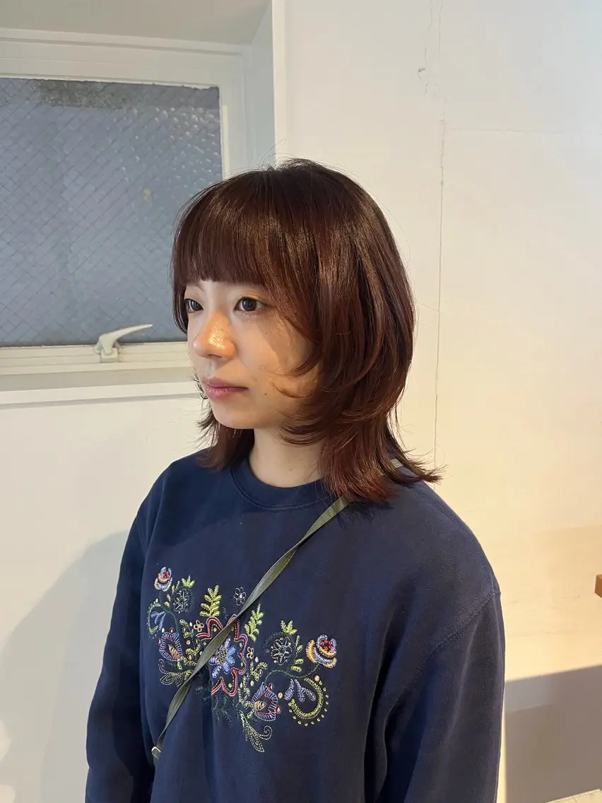 ミディアム カラー ブラウンカラー レッドカラー レッドブラウン レイヤーカット ウルフカット KOYUKI [大阪美容室]のヘアスタイル