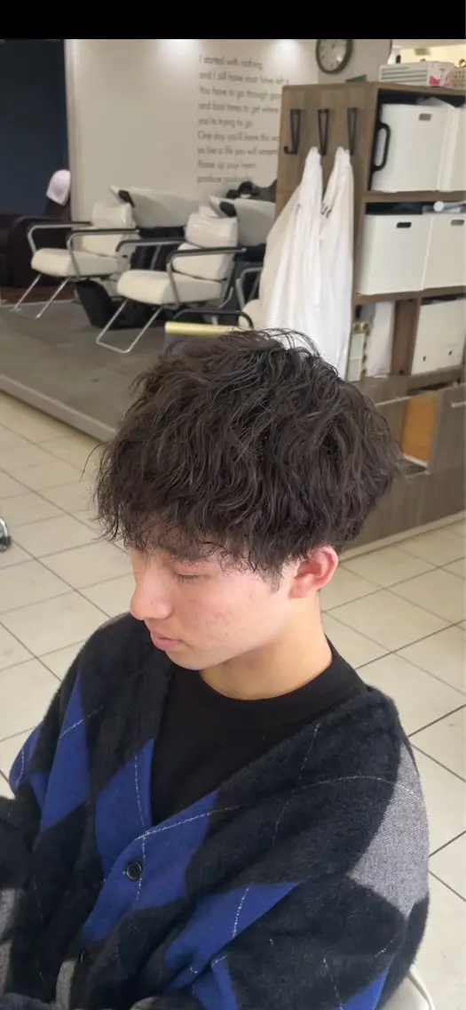 メンズ カット パーマ 成瀬スパイラル パーマ清水大隼のヘアスタイル