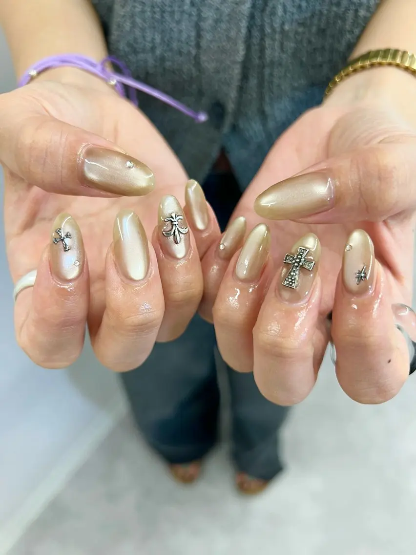 ネイル ジェルネイル マグネットネイル ニュアンスネイル パラジェル リボン ハンドネイル ハンドケア Bana_ Nailのネイルデザイン