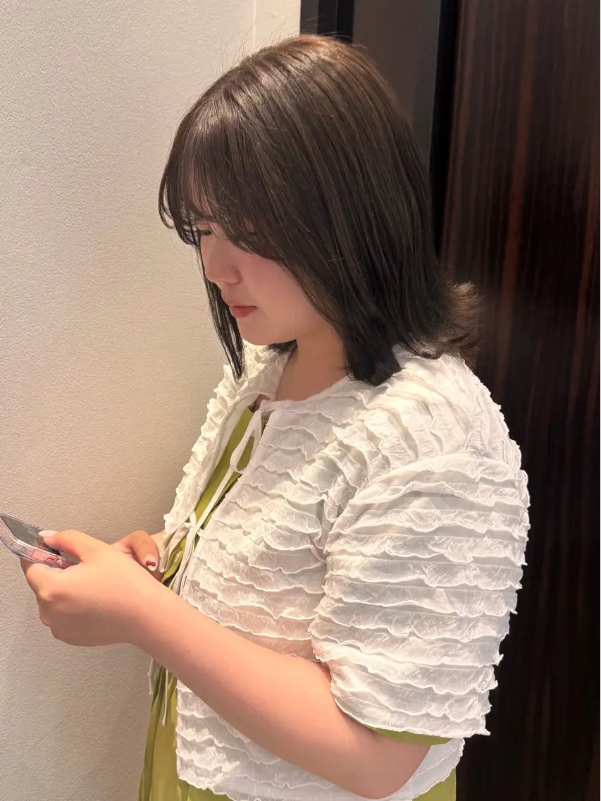 カラー ヘアカラー 江田 彩那のヘアスタイル