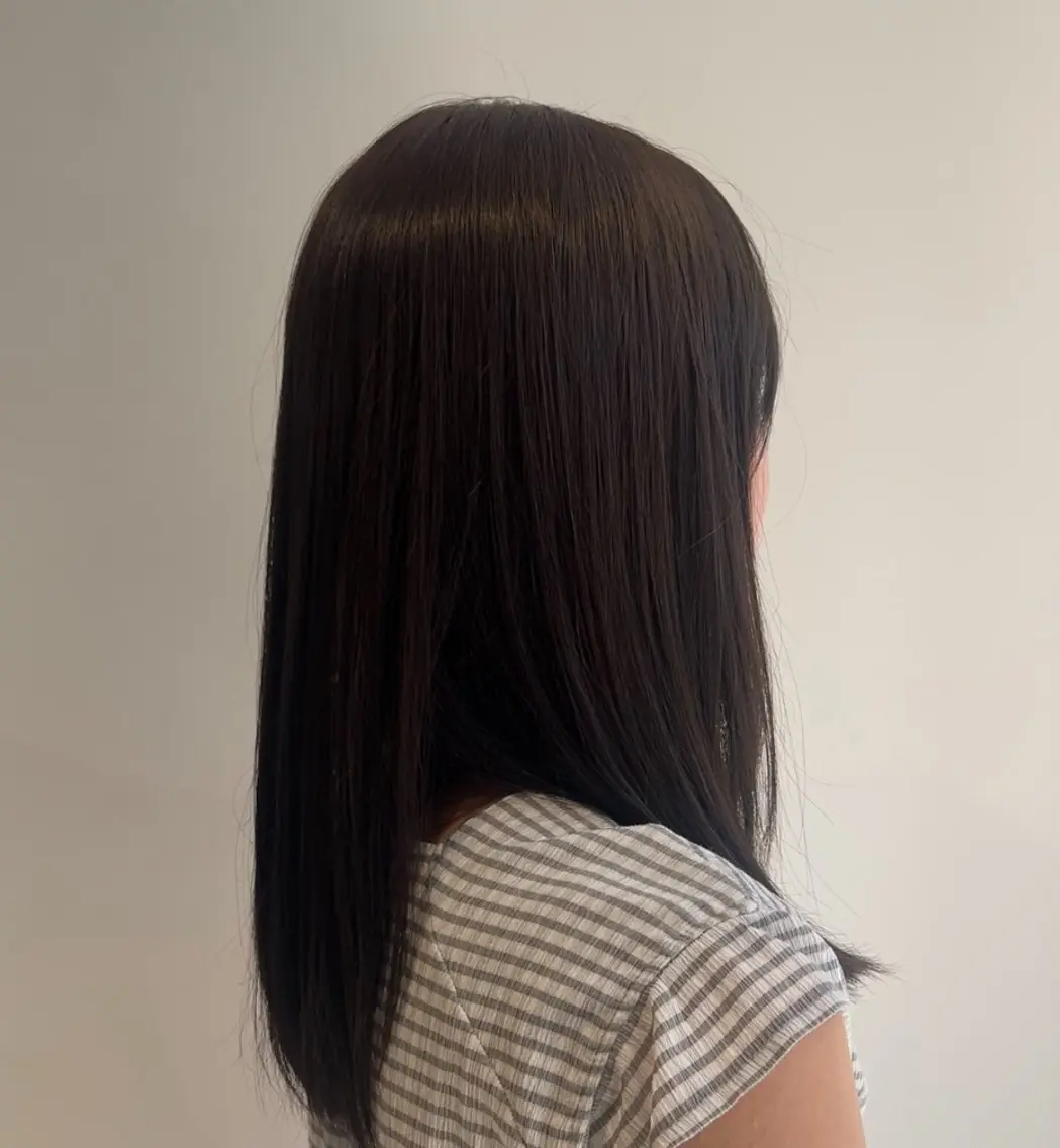カラー ブラウンカラー 透明感カラー オリーブブラウン White stone 今村光希のヘアスタイル