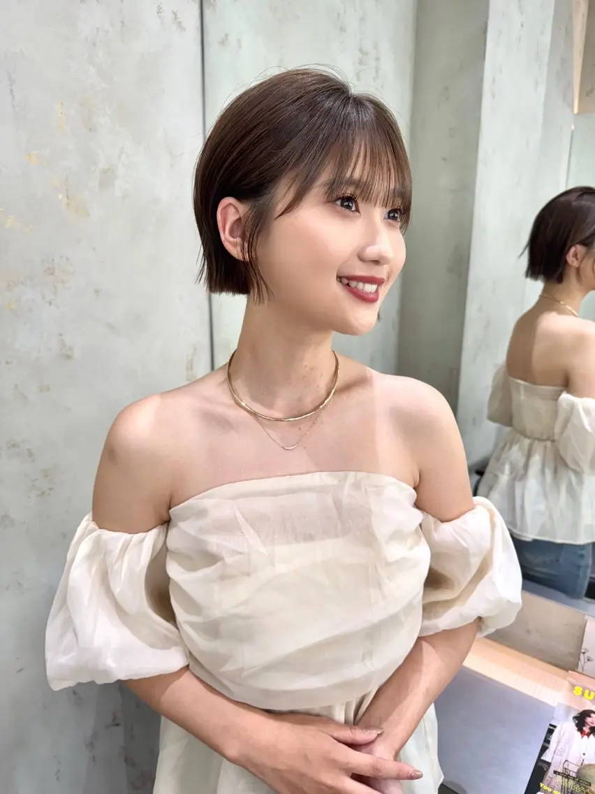 ショート カラー カット ヘアカラー トリートメント 莉乃/縮毛矯正/髪質 改善/艶カラーのヘアスタイル