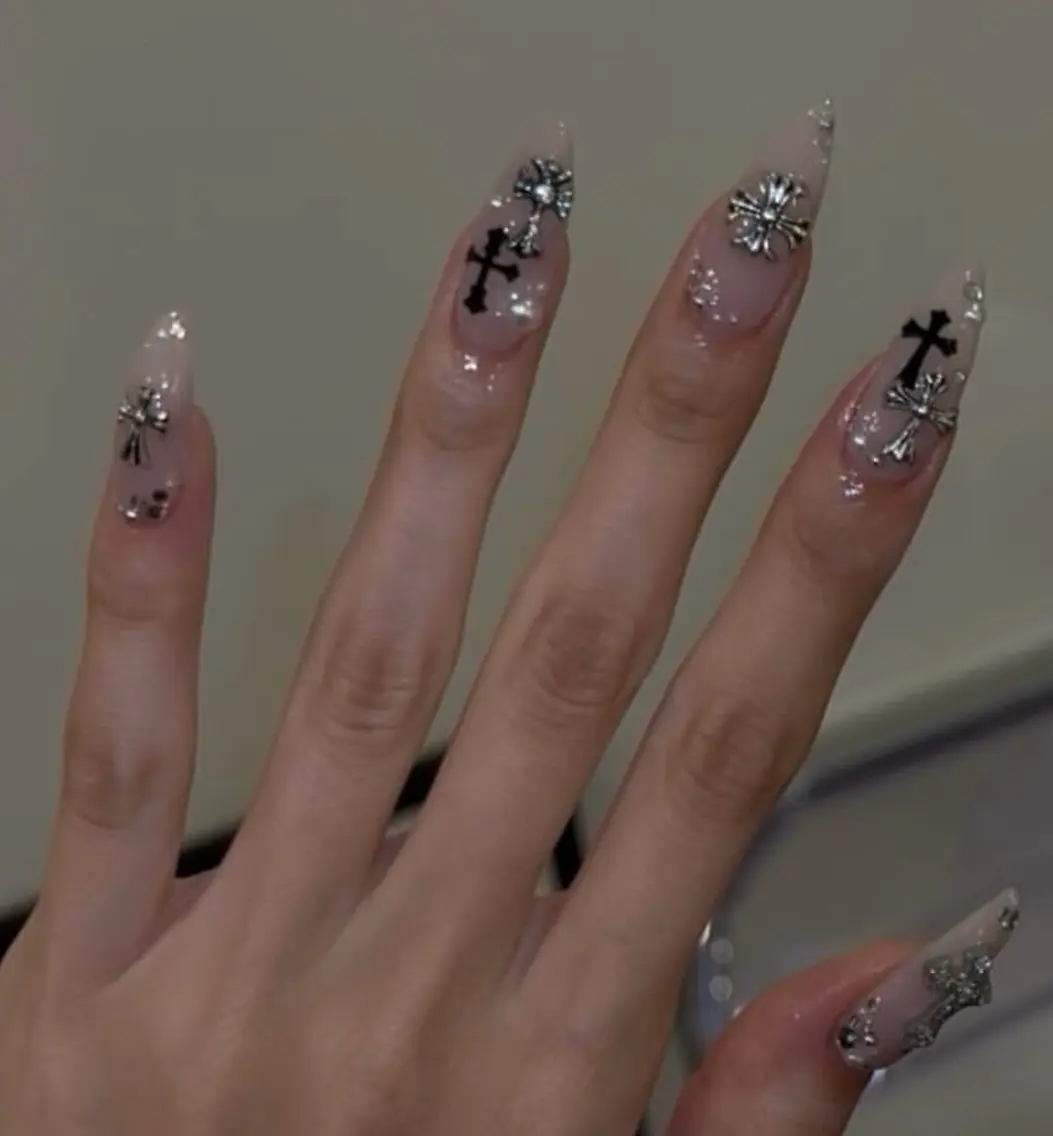 ネイル アートネイル フレンチネイル ジェルネイル グラデーション キラキラネイル ハンドネイル Ryu Nail NekoChanのネイルデザイン