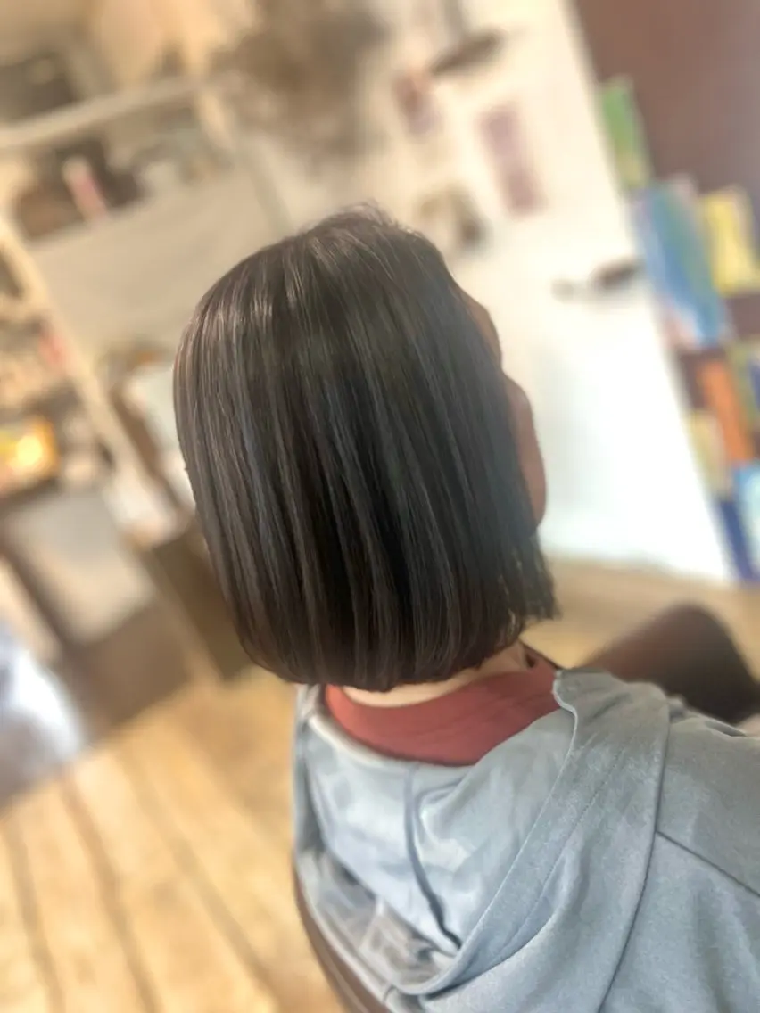 ミディアム カラー 透明感カラー ハイライトカラー イルミナカラー ハイライト ヘアカラー Style Tのヘアスタイル