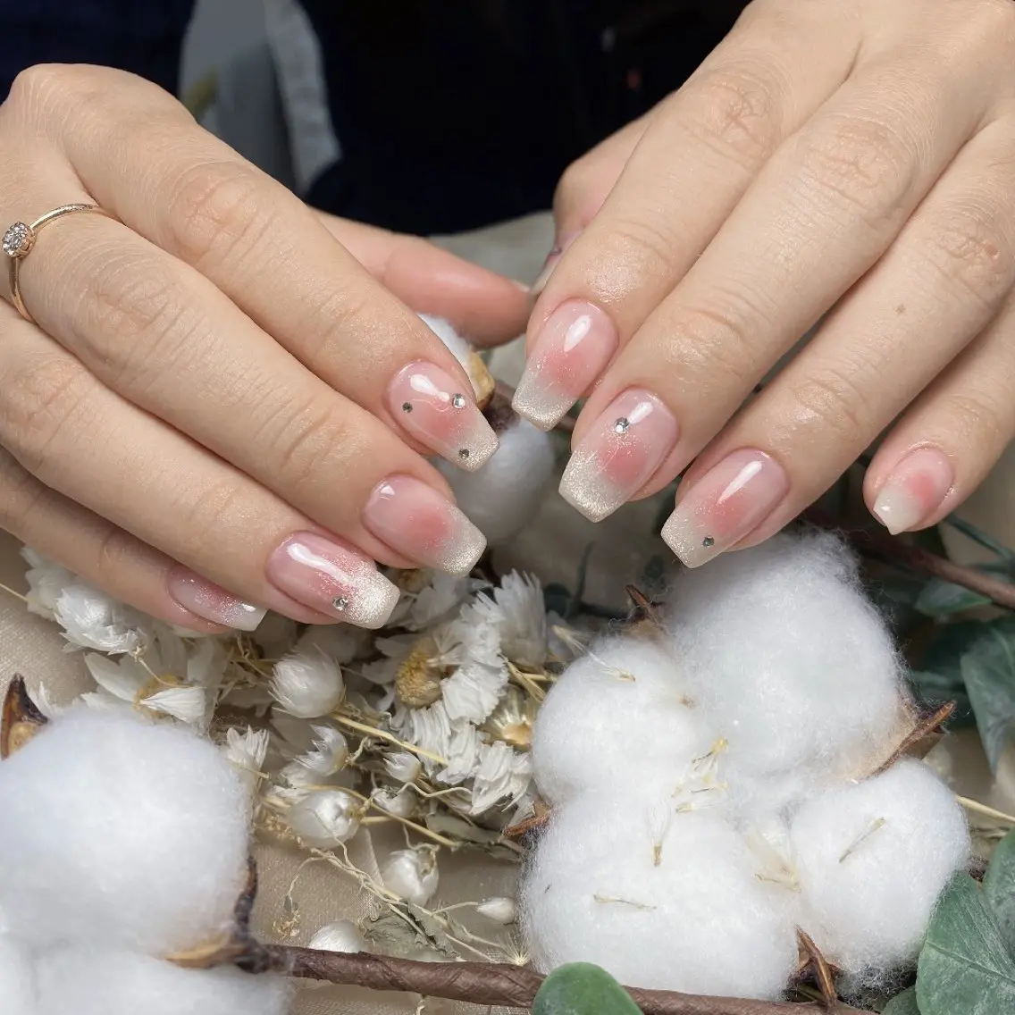 ネイル チークネイル ハンドネイル UM Nail Salonのネイルデザイン