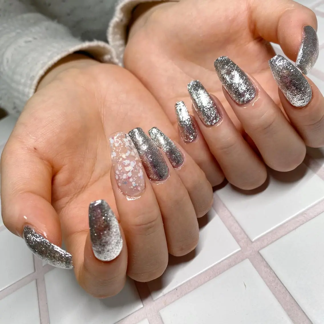 ネイル アートネイル オーロラネイル フレンチネイル 氷ネイル・うるうるネイル マグネットネイル ハンドネイル Nail by Licorneのネイルデザイン