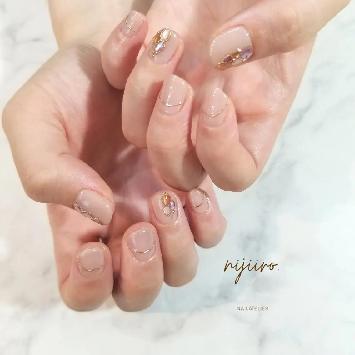 ネイル ハンドネイル nijiiro🌈 サトウのネイルデザイン