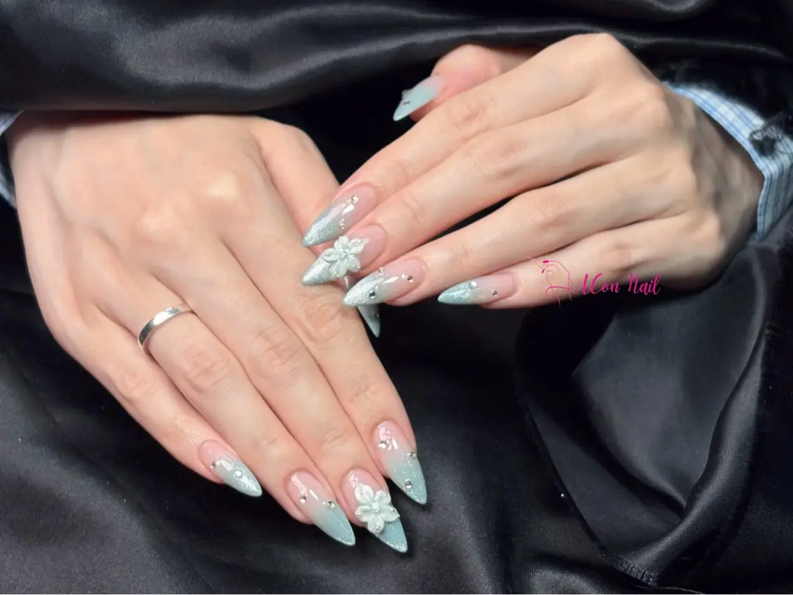 ネイル 桜ネイル 長さ出し フラワーネイル フレンチネイル ジェルネイル ハンドネイル ACon NailSalonのネイルデザイン
