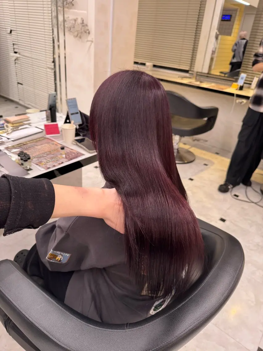 セミロング ヘアカラー ♥️韓国風透明感 暖色misa♥️のヘアスタイル