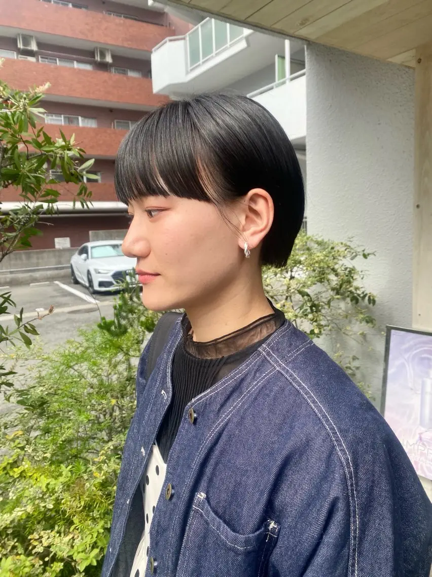 ショート カラー カット ヘアカラー トリートメント BELLA阿部野 TOMOMIのヘアスタイル