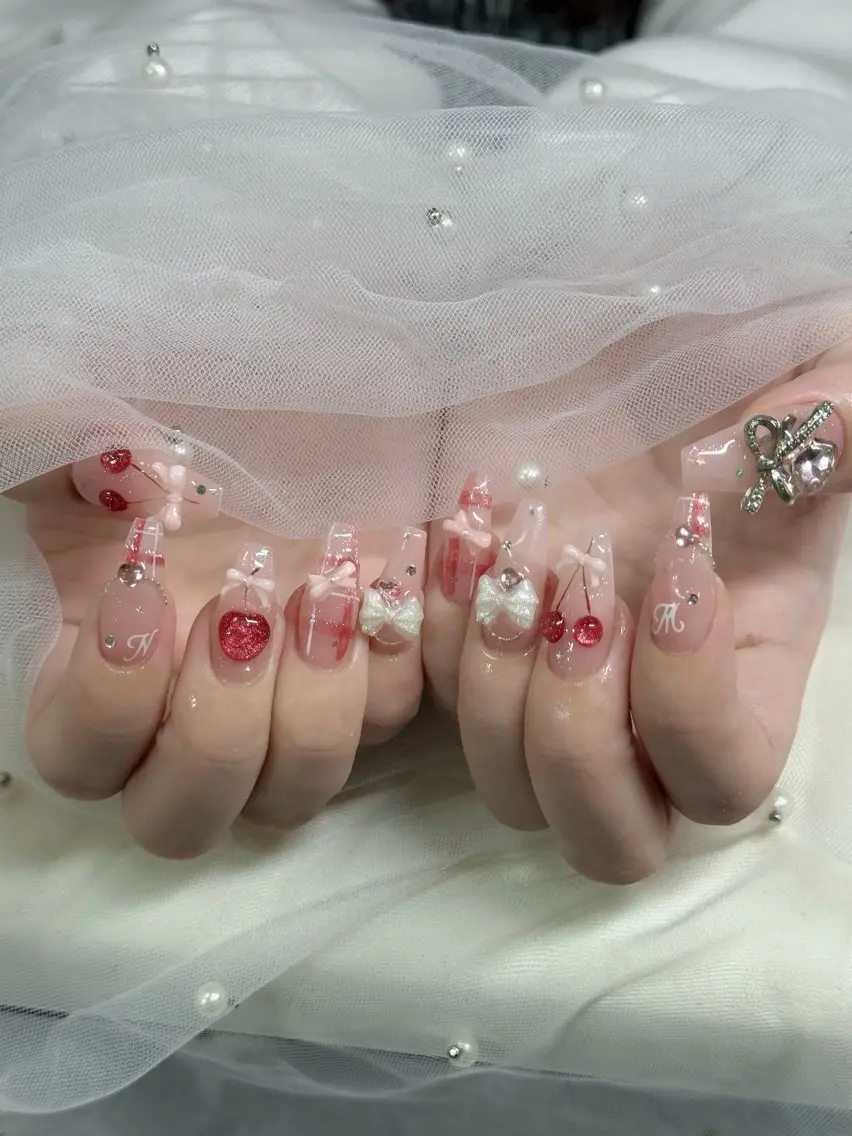 ネイル フットネイル フレンチネイル グラデーション 韓国ネイル ロングネイル ハンドネイル Hani Nail Salonのネイルデザイン