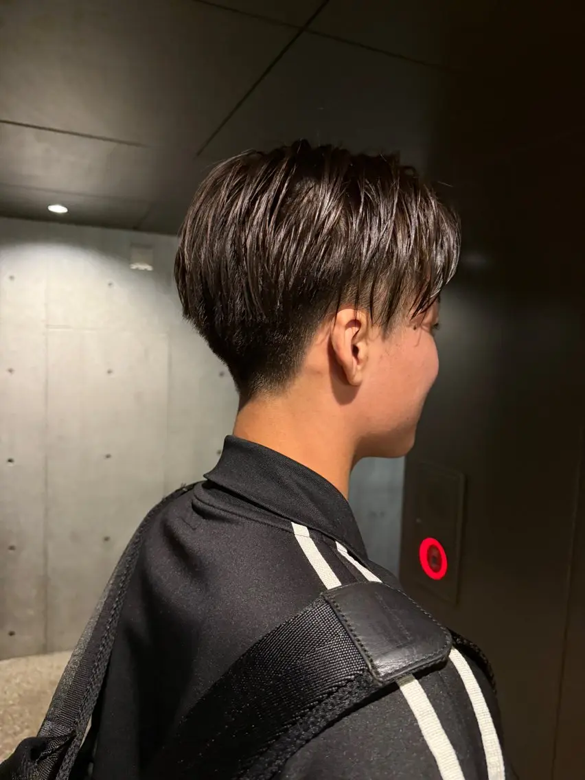 ショート メンズ センターパート メンズパーマ 縮毛矯正 メンズパーマ/ボブ 星本広海のヘアスタイル