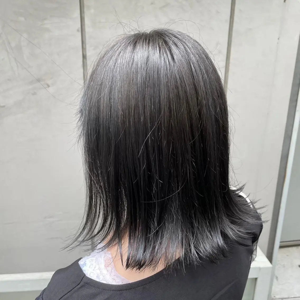 ミディアム トレンドモテカラー 🩷色落ちまで可愛くのヘアスタイル