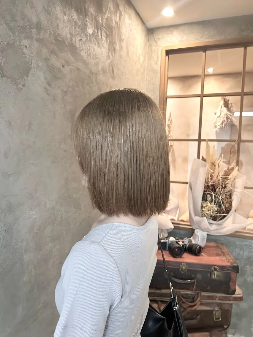 ミディアム 濵﨑 理奈のヘアスタイル