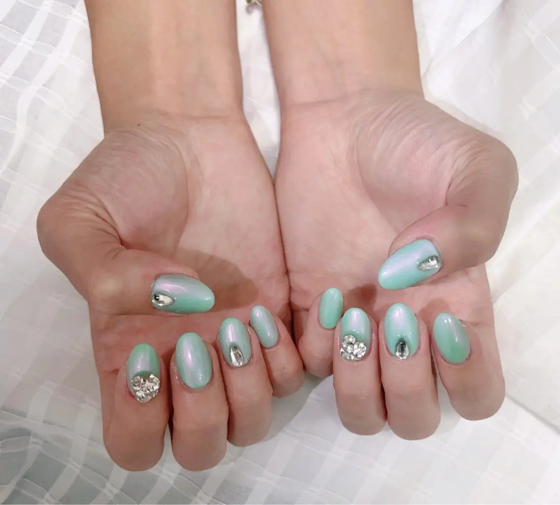 ネイル U.NI  nail .のネイルデザイン