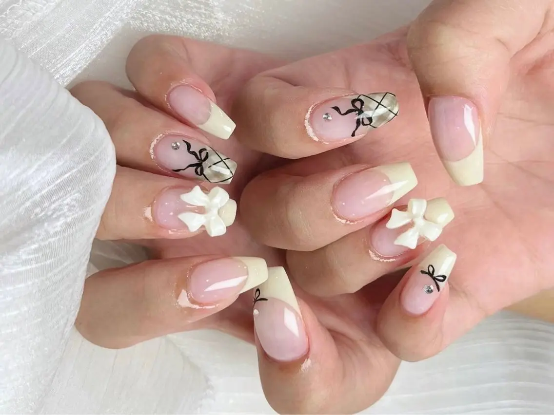 ネイル アートネイル フラワーネイル フットネイル ジェルネイル マグネットネイル babarla Nailのネイルデザイン