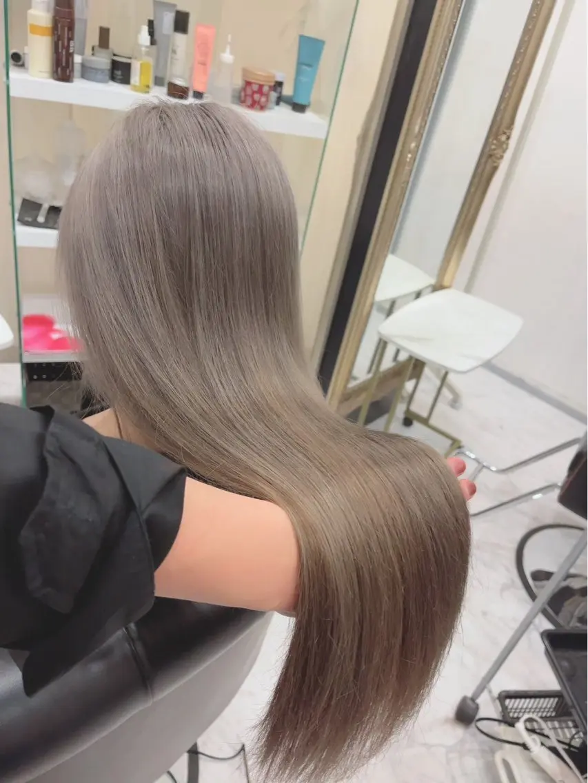 ロング カット ヘアカラー トリートメント 💎JADE GRACE💎のヘアスタイル