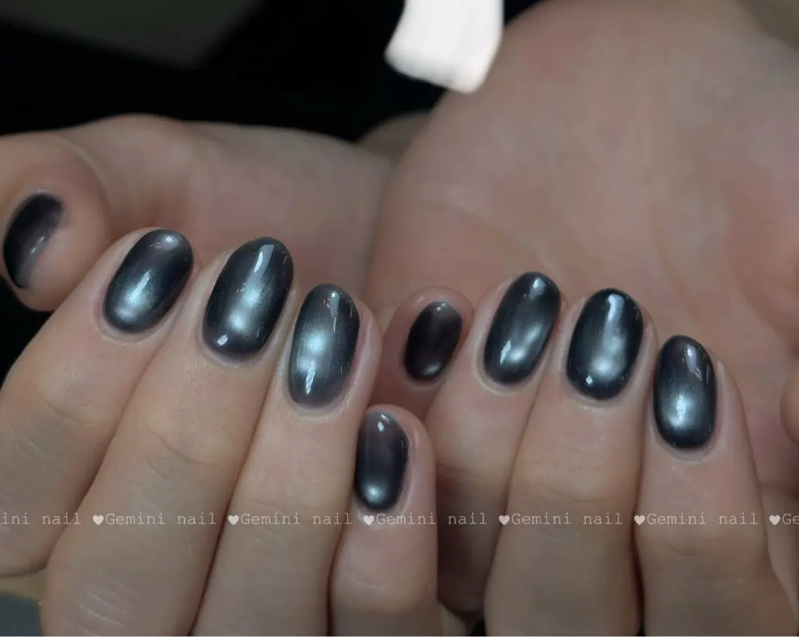 ネイル マグネットネイル Gemini nail.Yukiのネイルデザイン